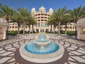 Exterior - Raffles The Palm (Dubai)