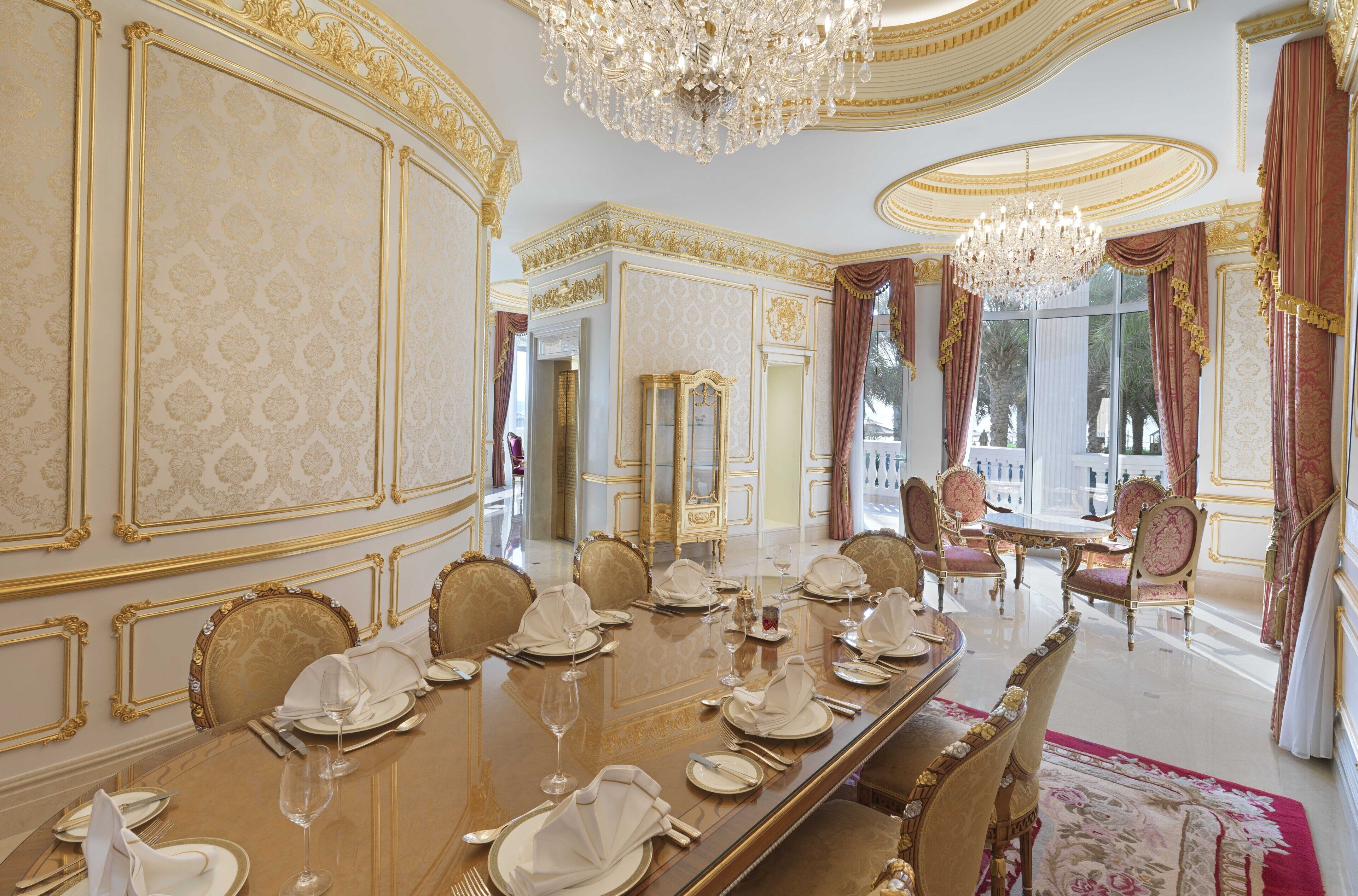 raffles, royal villa, 4 bedrooms | dining room