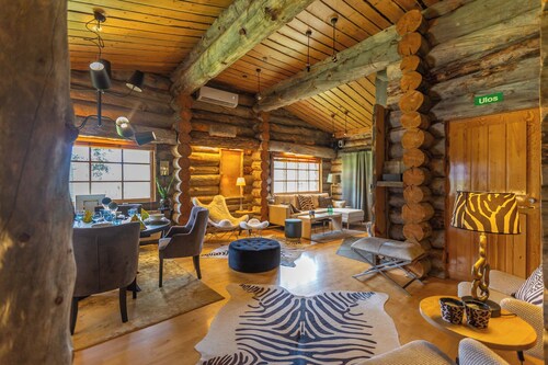 Kuukkeli Log Houses Teerenpesä - Premium Suite A48
