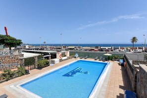 Pool - Chalet Santa Ana 15 by VillaGranCanaria (Maspalomas)