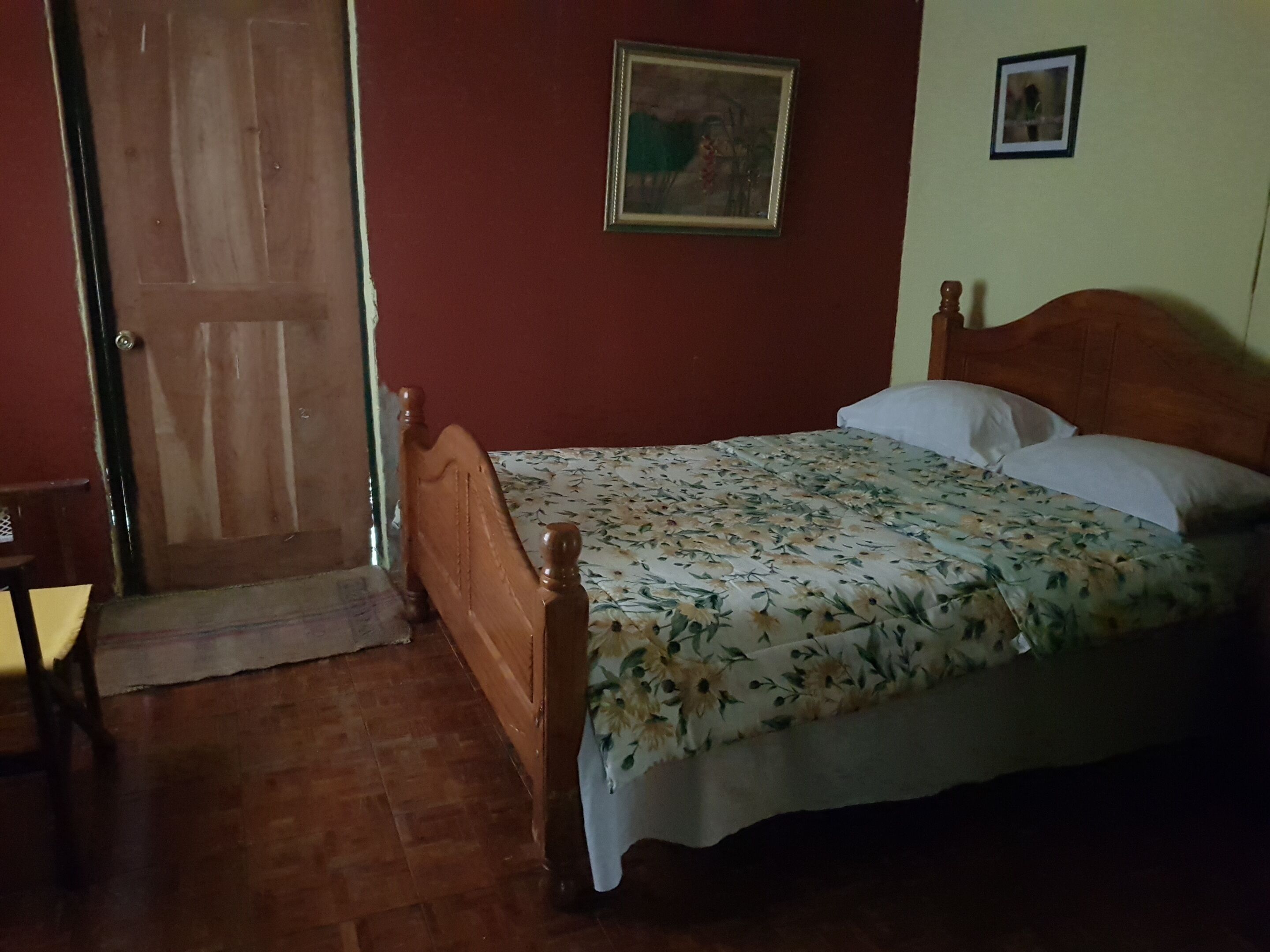 3 多间卧室、WiFi、床单