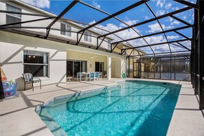 Outdoor pool, a heated pool