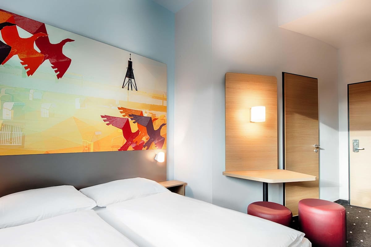 雙人房 | 低過敏寢具、書桌、遮光布/窗簾、隔音