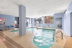 Piscine couverte, piscine extérieure