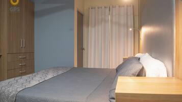 1 bedroom, iron/ironing board, free WiFi, bed sheets