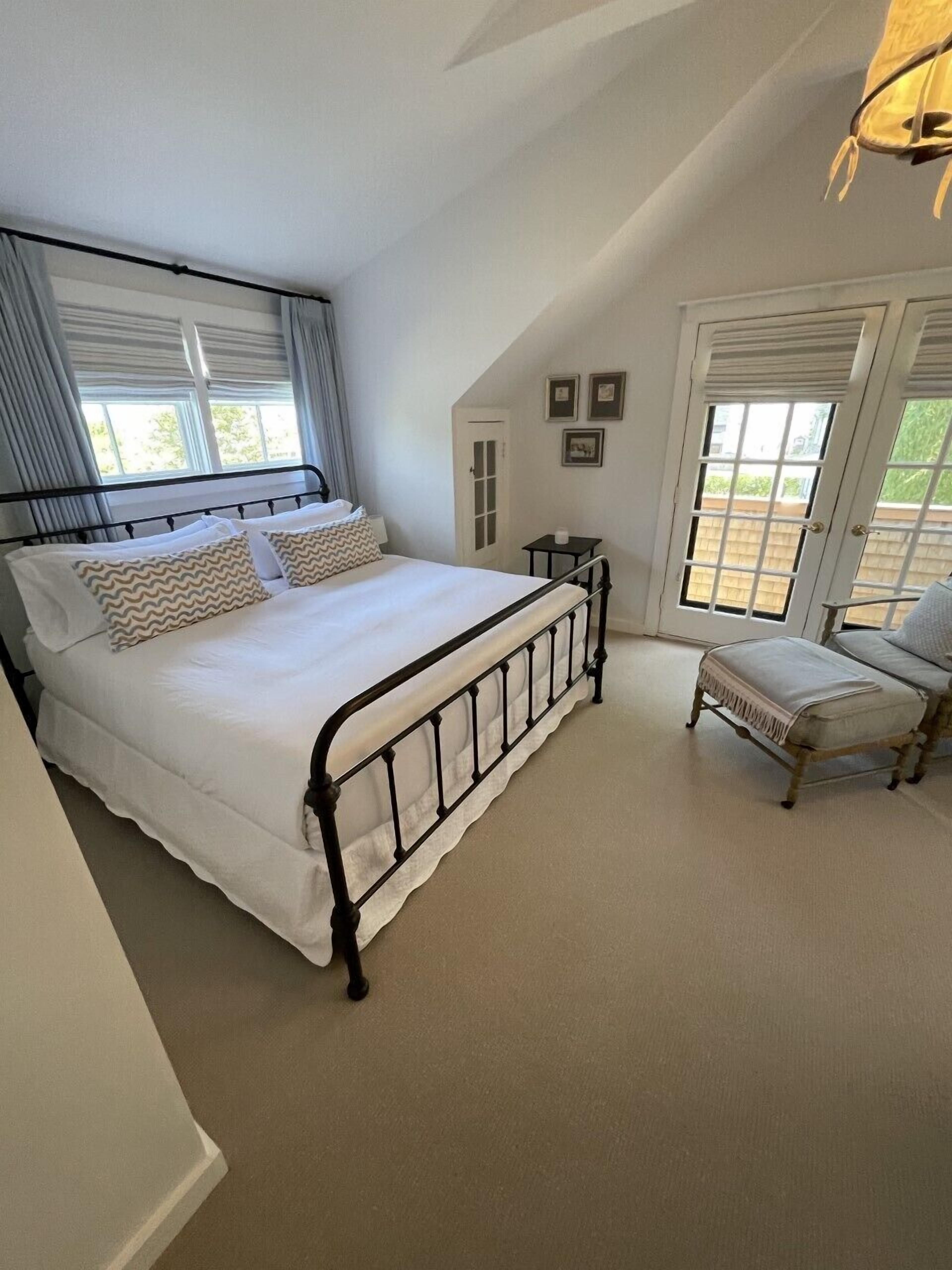 3 Schlafzimmer, Schreibtisch, Bügeleisen/Bügelbrett, kostenloses WLAN