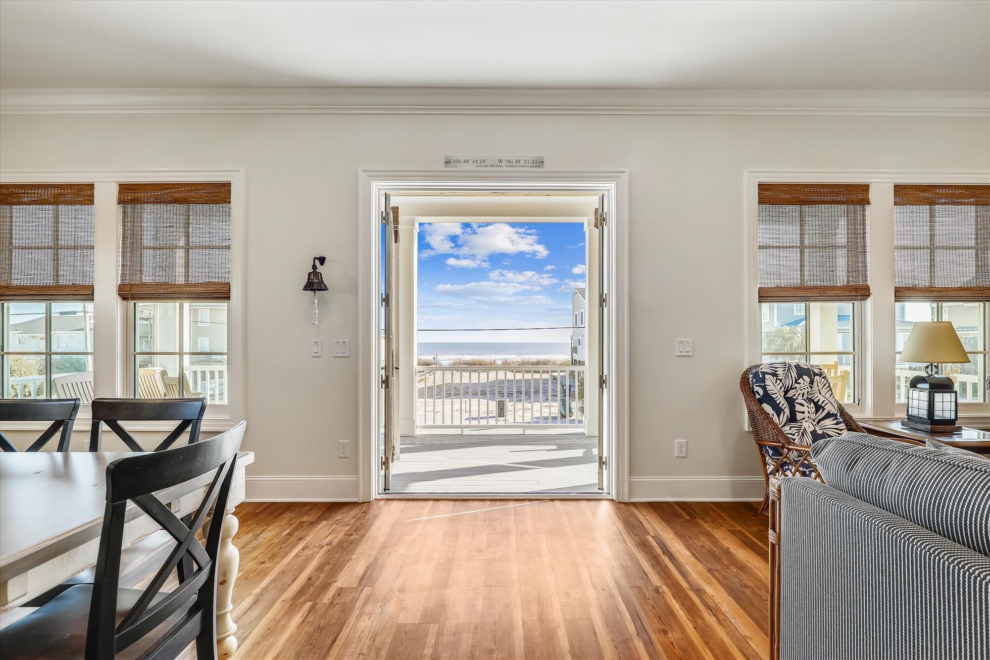 スマートテレビ、テレビゲーム、書庫