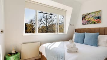 Design Apartment | 1 bedroom, soundproofing, free WiFi, bed sheets