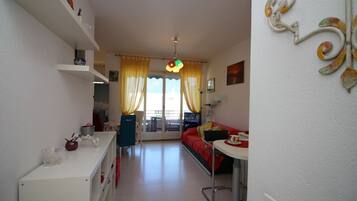 BĂŒgeleisen/BĂŒgelbrett, BettwĂ€sche