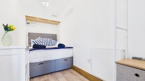 Apartment (1 Bedroom) | Floor plan - Ocean View - 1 Bedroom - Saundersfoot (Saundersfoot)