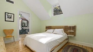 4 bedrooms, Internet, bed sheets