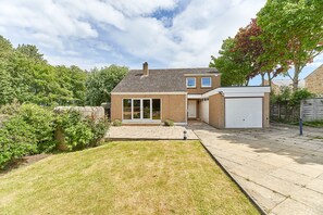 Exterior - Xanadu (Chathill)