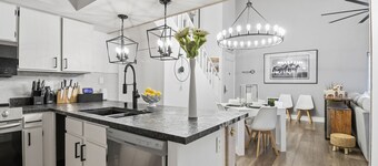 JUST FINISHED RENOVATIONS 2023!!! A lavishly styled ski-in/out winter escape!