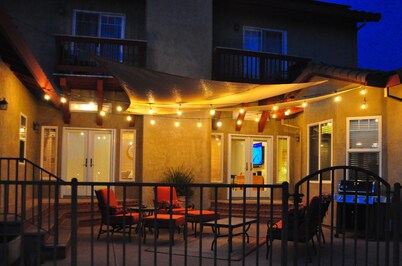 Family Winery Estate · Pet-Friendly Home with Vineyard Views