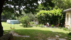 Property grounds - Large house with 5 bedrooms, sleeps 10 and 1 baby bed (Orange)