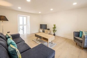 Smart TV - Holiday Cottages To Rent In Cumbria – Derwent House (Appleby-In-Westmorland)