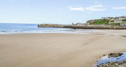 2 bedroom accommodation in Cullen