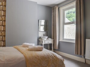 4 chambres, Wi-Fi gratuit, draps fournis