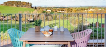 3 bedroom accommodation in Over Stowey, near Bridgwater