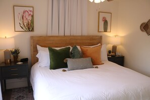 2 Schlafzimmer, Schreibtisch, Bügeleisen/Bügelbrett, kostenloses WLAN