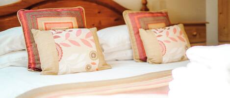 2 chambres, Wi-Fi gratuit, draps fournis