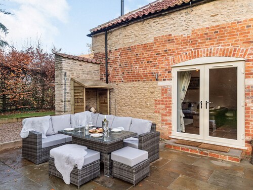 4 bedroom accommodation in Dorrington, near Lincoln