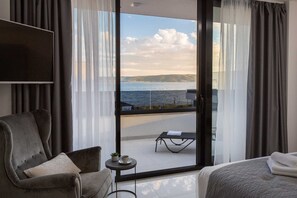 7 chambres, fer et planche à repasser, Wi-Fi gratuit