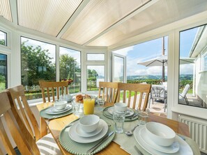 Dining - 3 bedroom accommodation in Hundred House, near Llandrindod Wells (Hundred House, near Llandrindod Wells)