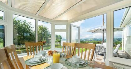 3 bedroom accommodation in Hundred House, near Llandrindod Wells