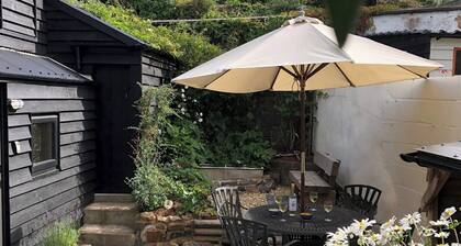 Church View Cottage & Barn