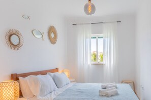 2 makuuhuonetta, silitysrauta/-lauta, ilmainen Wi-Fi