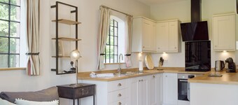 1 bedroom accommodation in Brewood, near Stafford