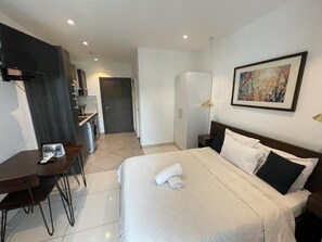 Iron/ironing board, WiFi, bed sheets - Alluring Appartment (Accra)