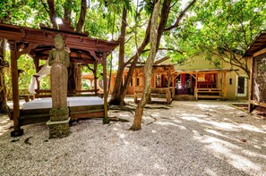 Japanese garden - Tiny House in Authentic Japanese Koi Garden in Florida (Homestead)