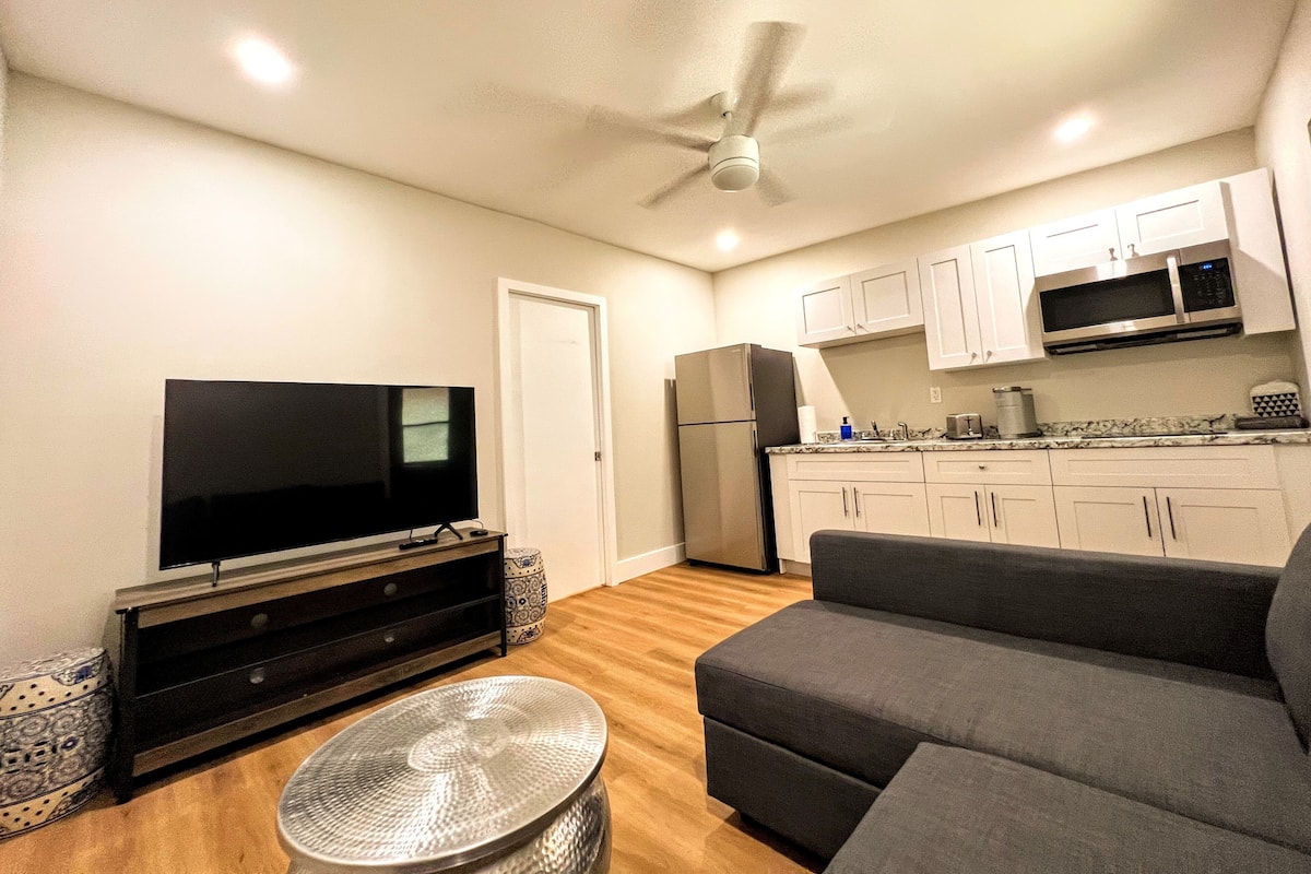 Luxury Cabin | 1 bedroom, free WiFi, bed sheets, wheelchair access