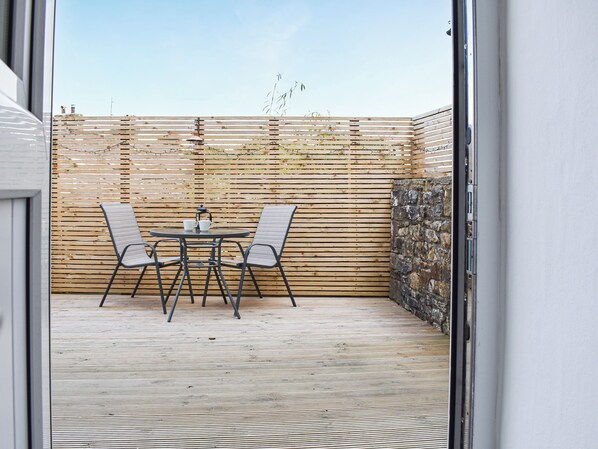 Outdoor dining - 3 bedroom accommodation in Buxton (Buxton)