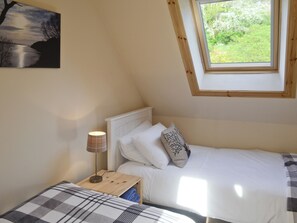 3 bedrooms, free WiFi, bed sheets