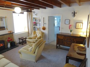 TV - 3 bedroom accommodation in Mickleton, near Barnard Castle (Mickleton, near Barnard Castle)