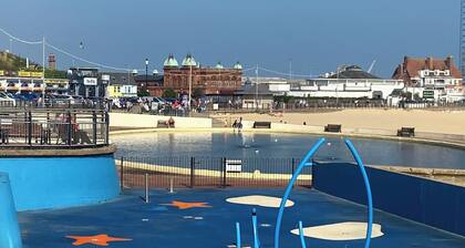 2 bedroom accommodation in Gorleston-on-Sea