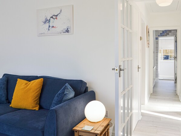 TV - 2 bedroom accommodation in Bridlington (Bridlington)