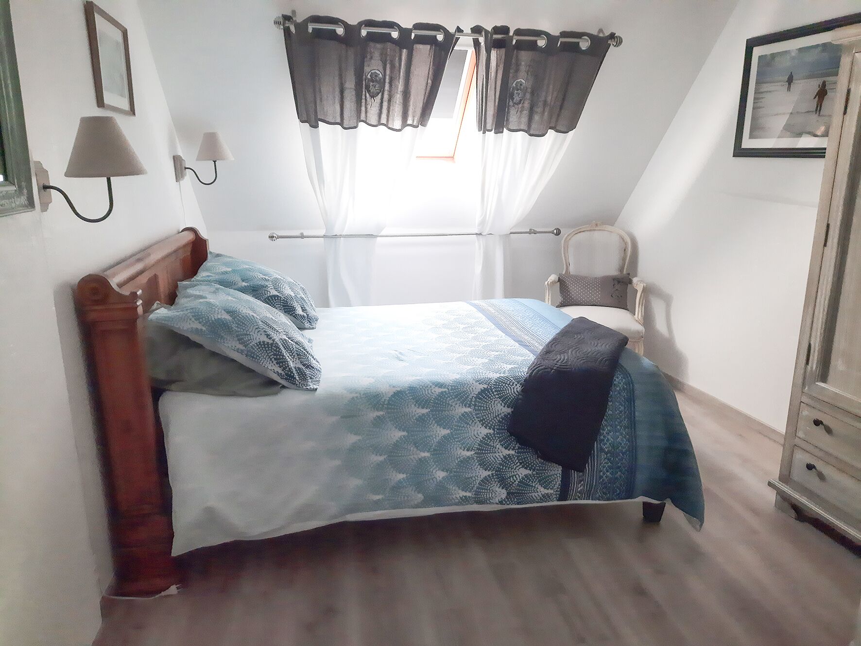 1 bedroom, desk, iron/ironing board, travel crib