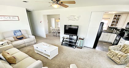 ⛱ Sand Ranch-Family-Dogs OK- Walk 2 Playground/Town