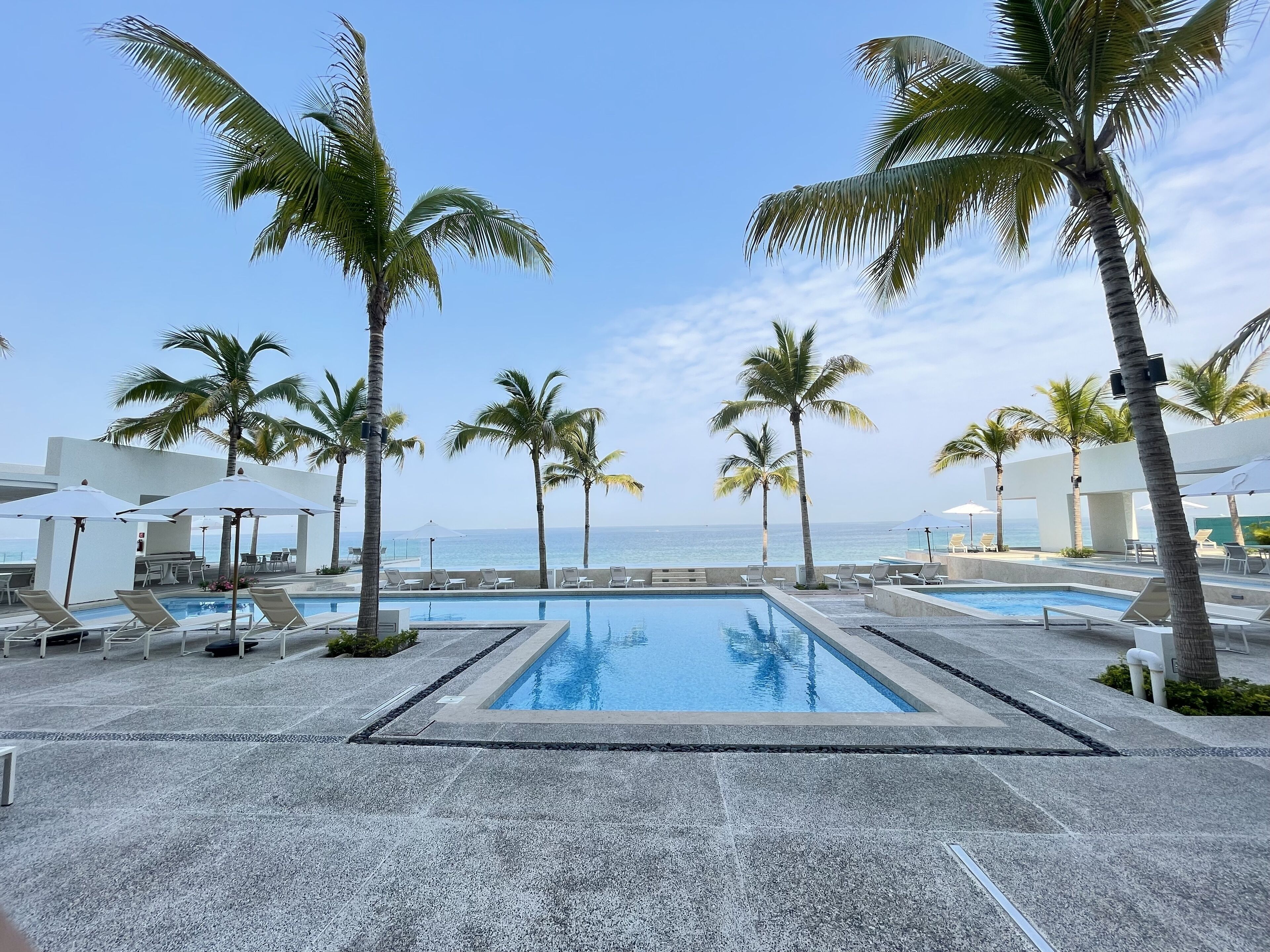 Außenpool, Infinity-Pool