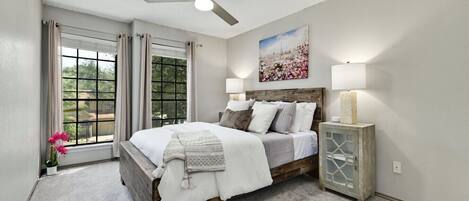 3 عدّة غرف نوم ومكتب ومكواة/لوح كي وسرير سفر