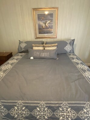 3 bedrooms, free WiFi, bed sheets