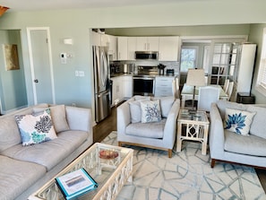 Smart TV, offices, printers - Ocean View House, Steps to Beach, Pet Friendly, Linens & Beach Gear Provided (Surf City)
