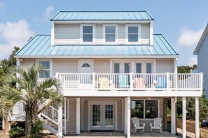 Exterior - Ocean View House, Steps to Beach, Pet Friendly, Linens & Beach Gear Provided (Surf City)