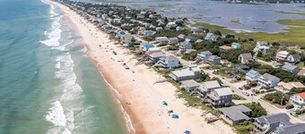 Ocean View House, Steps to Beach, Pet Friendly, Linens & Beach Gear Provided