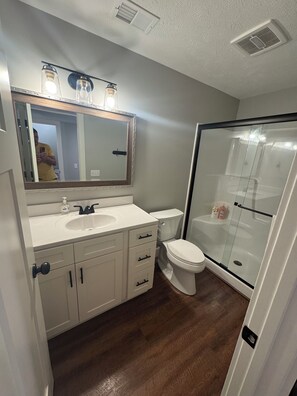 Duschwanne, Handtücher