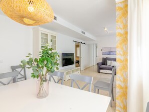 Dining - Del Parque Flats Candelaria Rincon (Rincón de la Victoria)